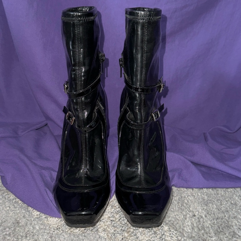Black boots